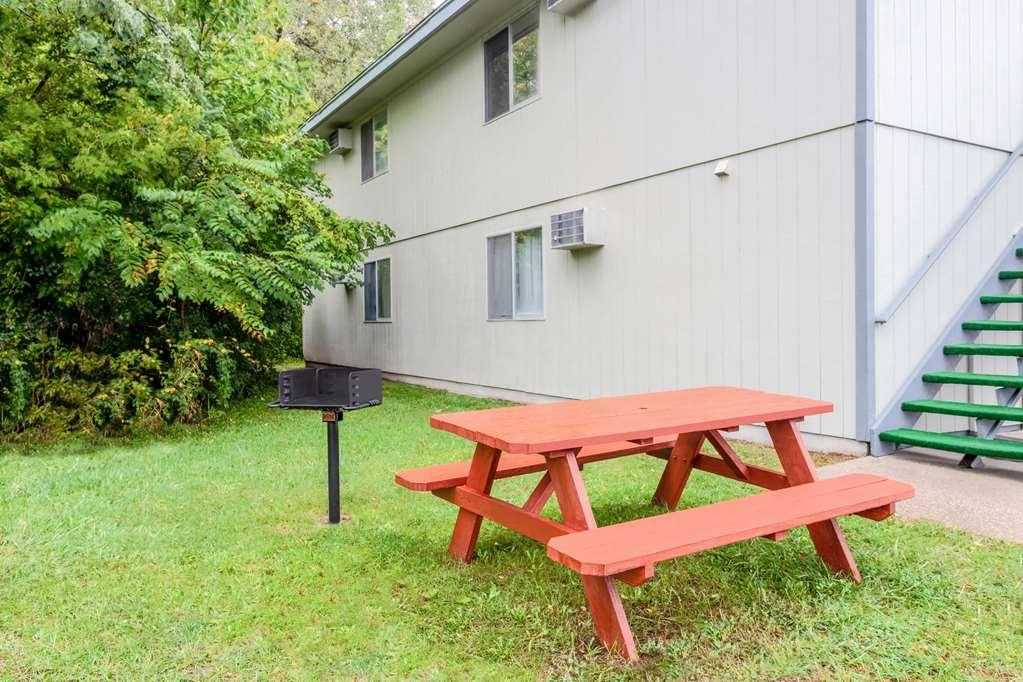 Super 8 By Wyndham Marysville/Port Huron Area Exterior foto